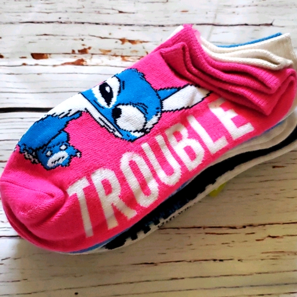 🆕️ DISNEY STITCH 6 PACK NO SHOW SOCKS